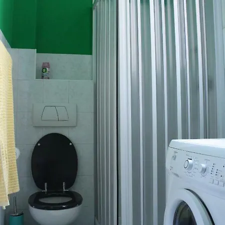 Casa Dennis Cannobio