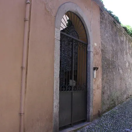 Casa Dennis * Cannobio