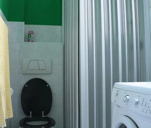 Casa Dennis Cannobio