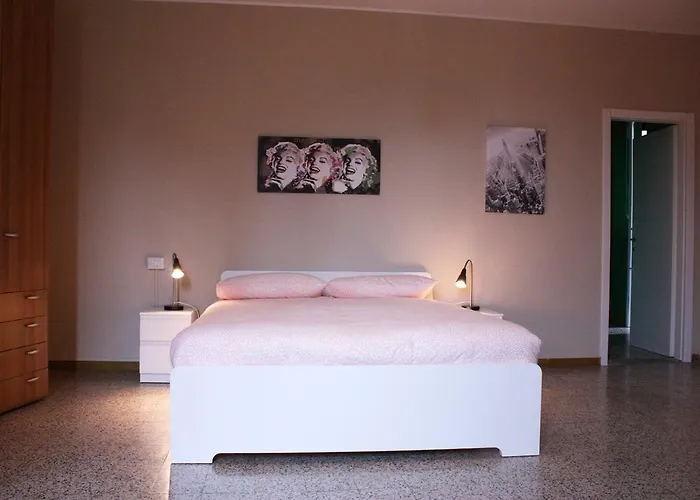 Casa Dennis Apartament *