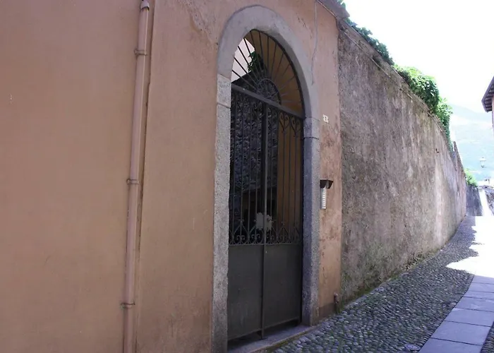 Casa Dennis * Cannobio